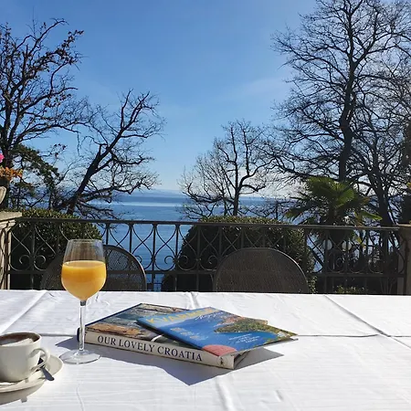 Astra Hotel Lovran