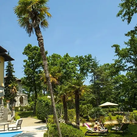Hotel Astra Laurana