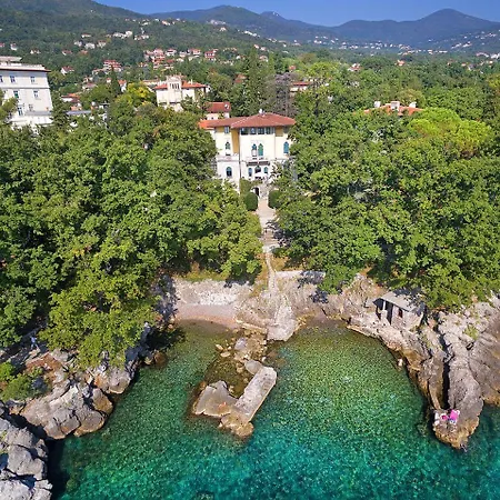 Astra Hotel Laurana