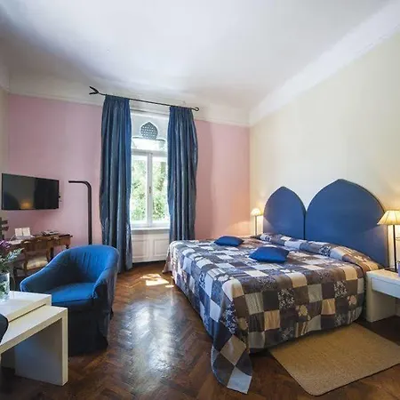 Hotel Astra Laurana
